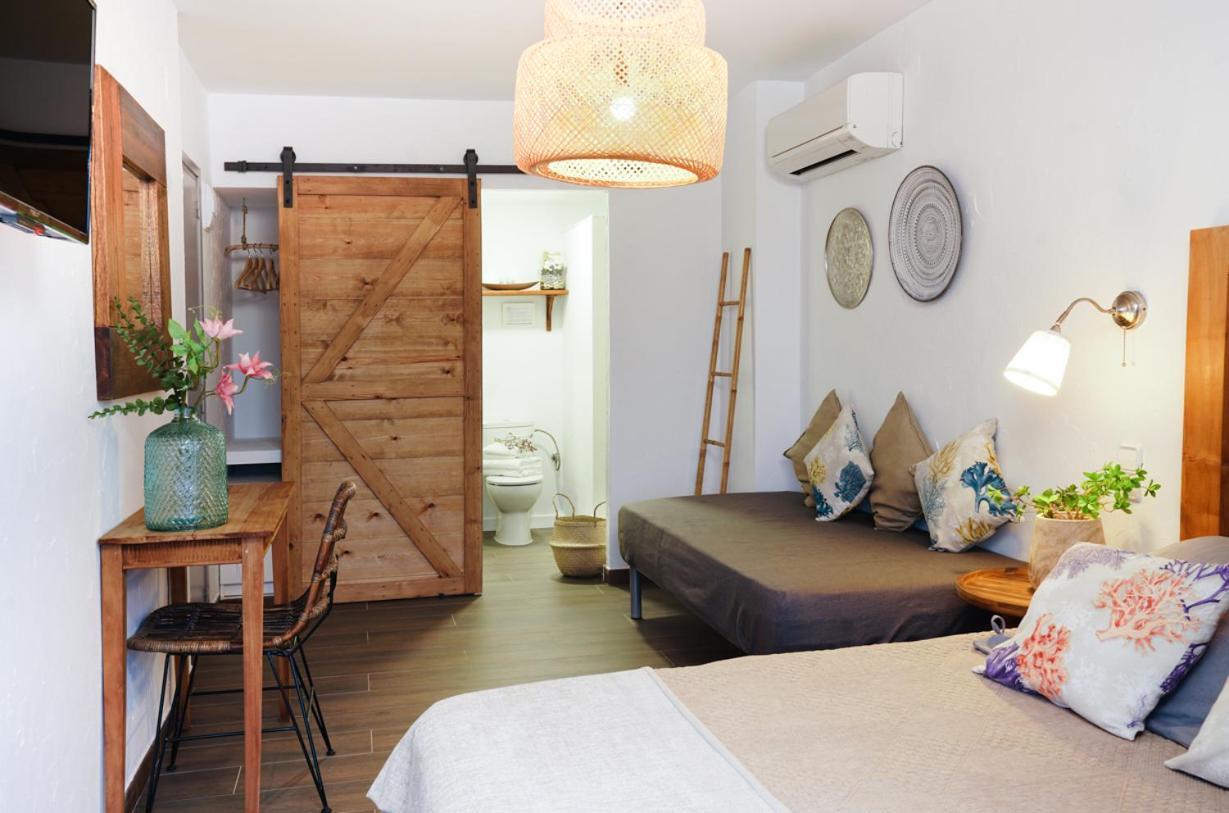 Hostal Sa Malica Blanes Exteriör bild